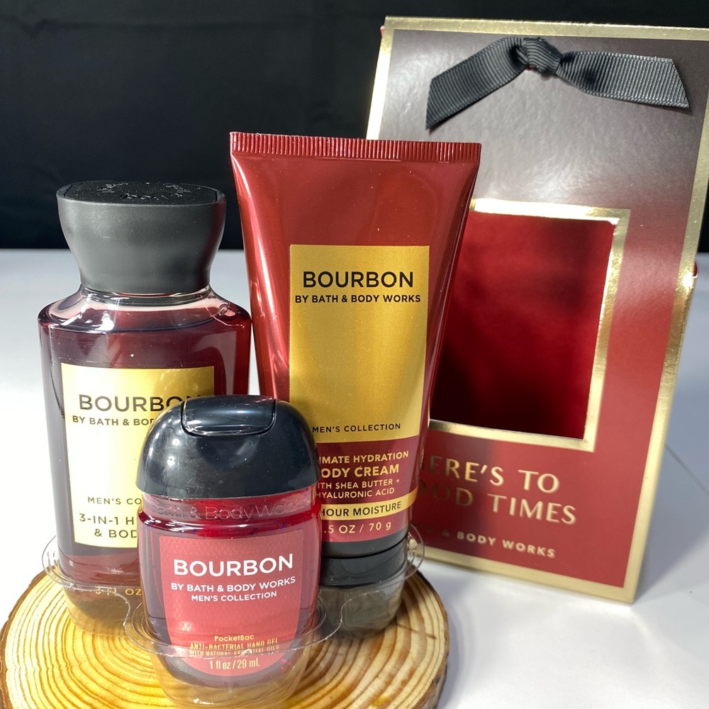 Bath & Body Works Bourbon Men's 3 Piece Travel/Gift Set - Red